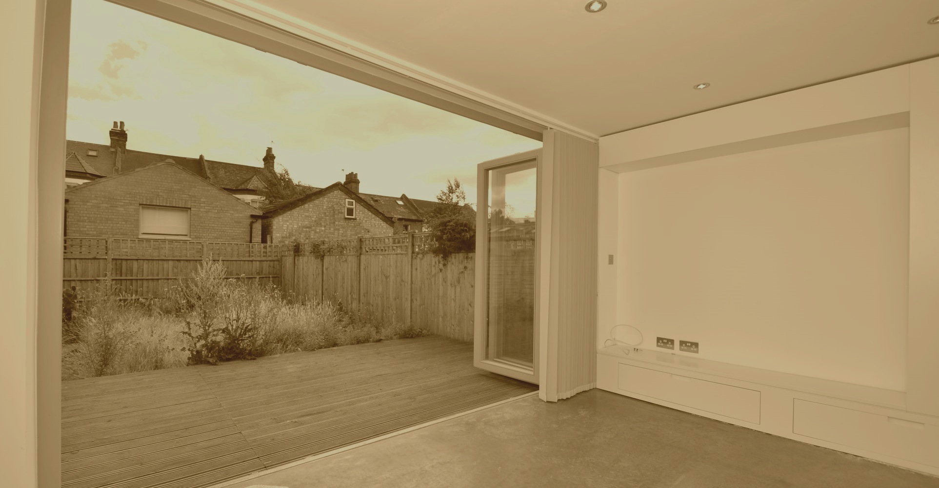 Slider, Glaziers in Newbury Park, Gants Hill, IG2